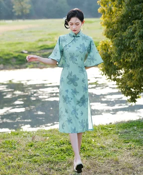 Seksualus Blyksnius Rankovėmis Atspausdintas Satin A-Line Cheongsam Elegantiškas Retro Moterų Qipao Kinijos Kasdien Suknelė