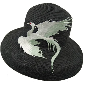 Moterų šiaudų skrybėlę siuvinėta juoda šiaudų skrybėlę naujas produktas round top hat moterų saulės skrybėlę paplūdimio skrybėlę flat top šiaudų skrybėlę