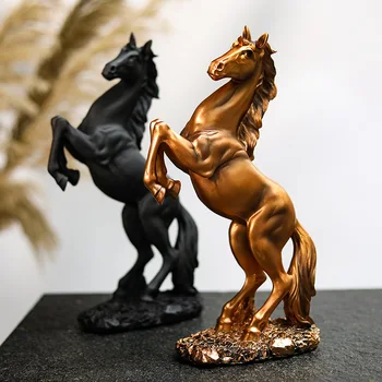 Šiuolaikinės Paprasta Žirgų Skulptūrų Dervos Puošyba, Biuro Aksesuarai, Namų Dekoro Figūrėlės Patalpų Kambarį Stalo Dekoras